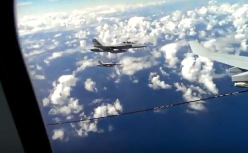 Ένα ιπτάμενο «υπερόπλο» χορεύει στους αιθέρες – Μοναδικό βίντεο